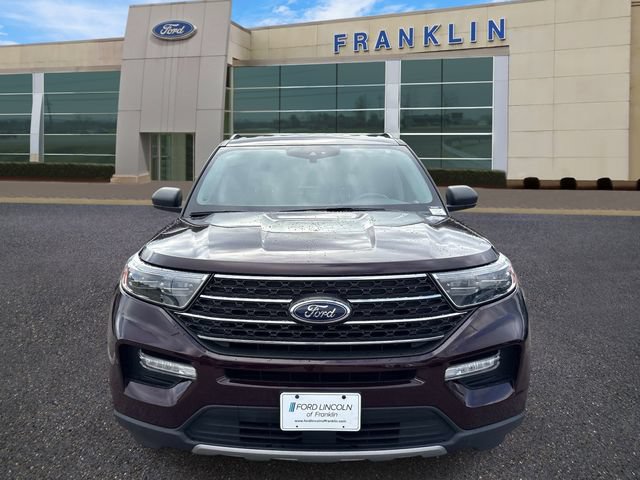 Certified 2022 Ford Explorer XLT w/ Equipment Group 202A RWD image 2
