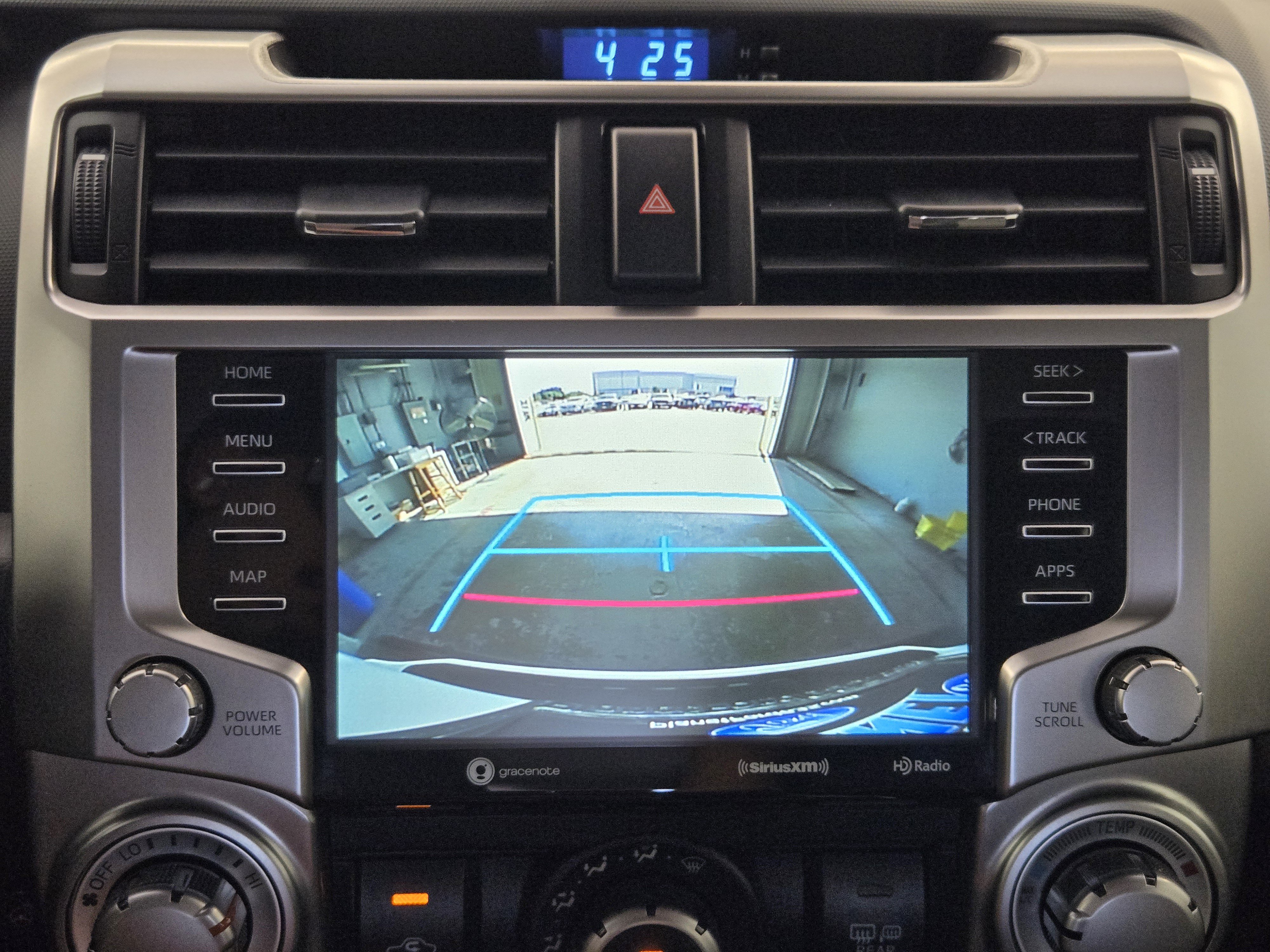 Used 2023 Toyota 4Runner SR5 Premium w/ Moonroof Package AWD/4WD image 18
