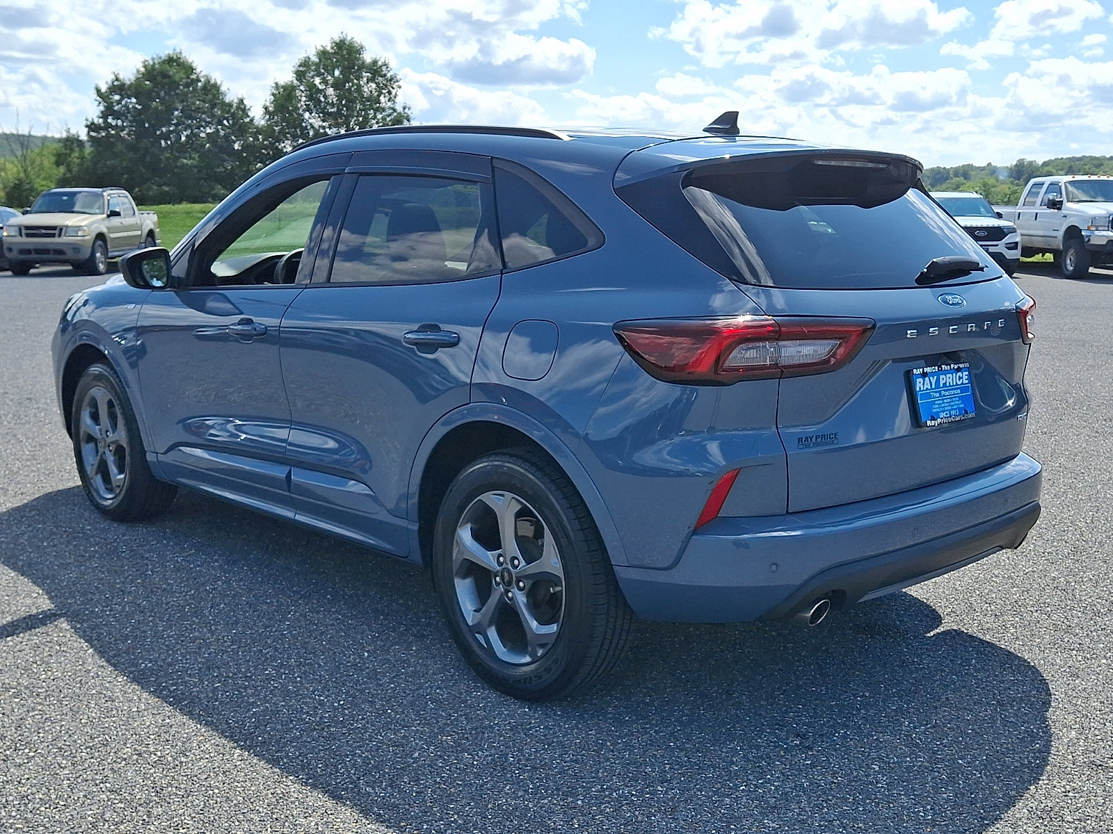 Certified 2023 Ford Escape ST-Line w/ Tech Pack #1 AWD/4WD image 5