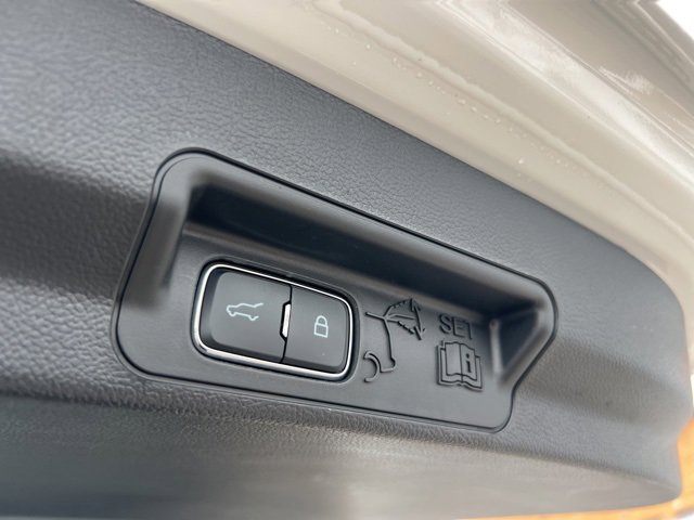 Certified 2023 Ford Explorer XLT w/ Equipment Group 202A image 23