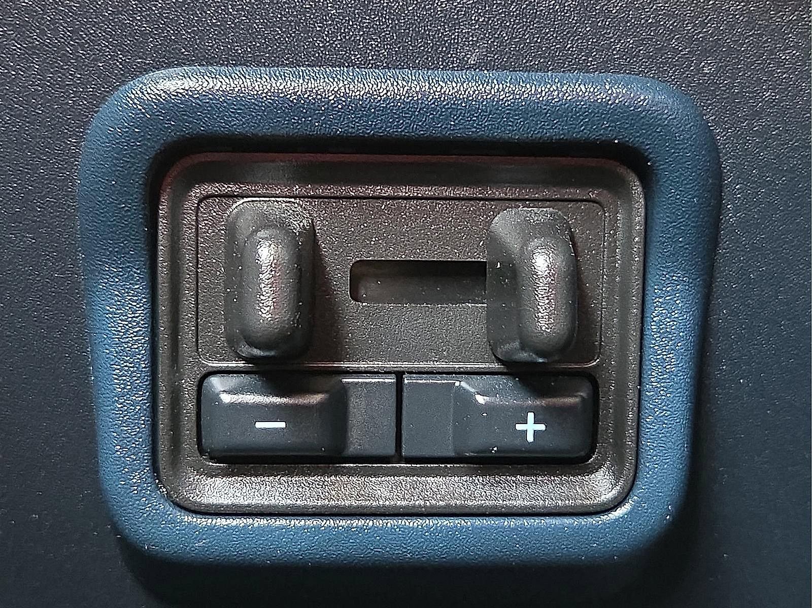 Certified 2024 Ford Maverick Lariat w/ Black Appearance Package image 22