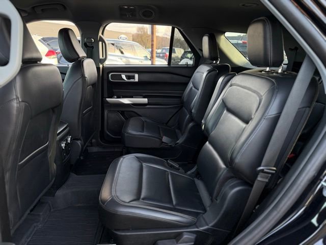 Certified 2023 Ford Explorer XLT w/ Equipment Group 202A image 14