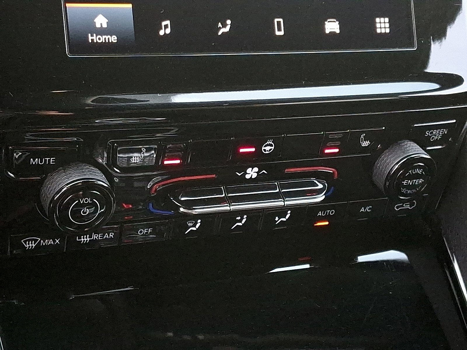 Used 2023 Jeep Grand Cherokee L Laredo image 14