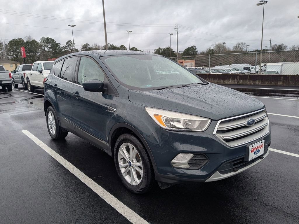 Certified 2019 Ford Escape SE image 8