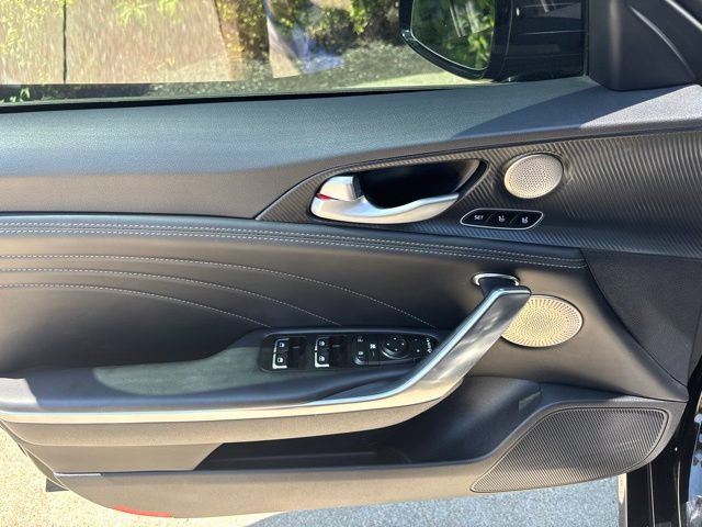 Used 2022 Kia Stinger GT2 w/ Scorpion Package AWD/4WD image 16