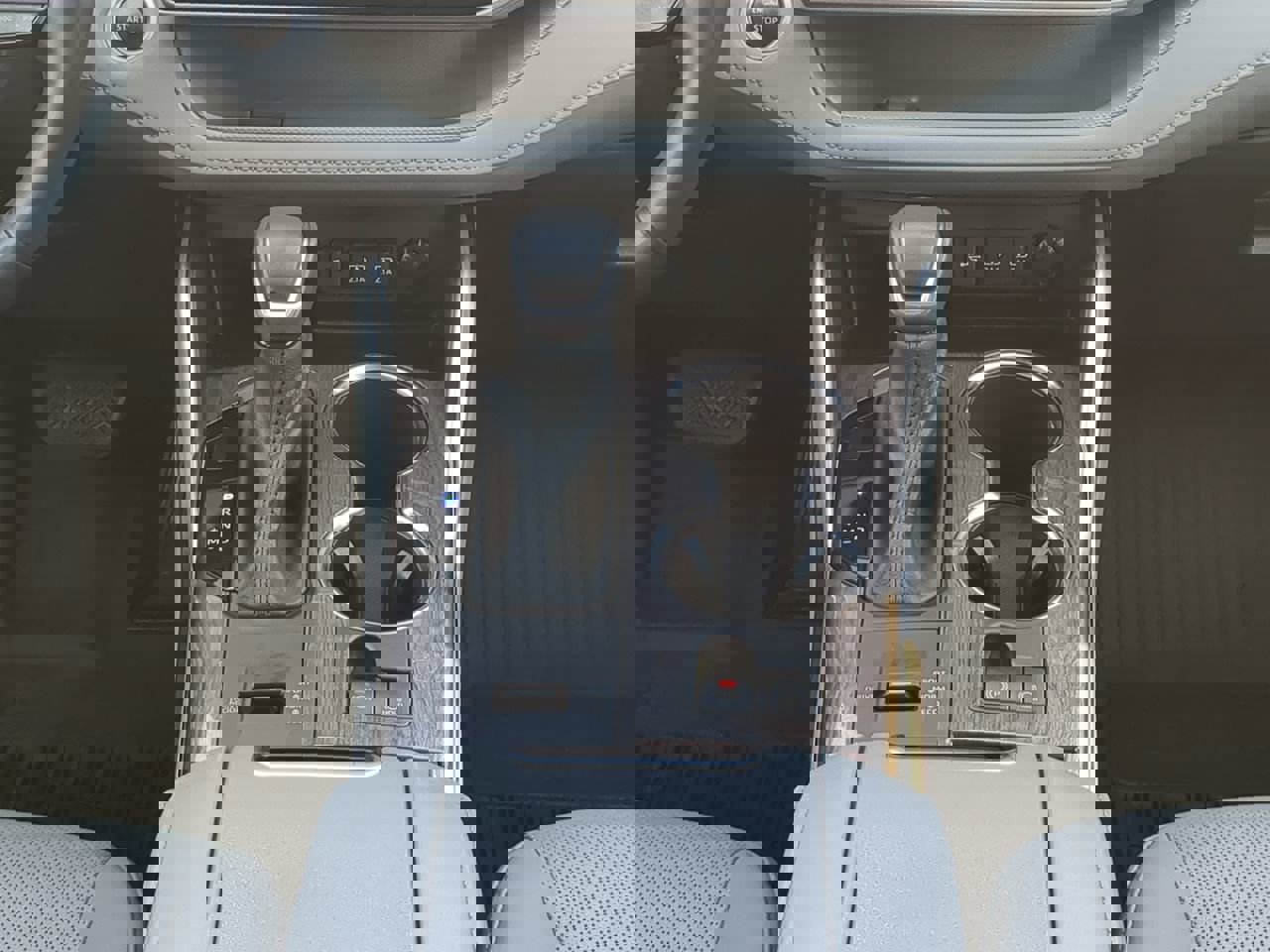 Used 2021 Toyota Highlander Platinum image 17