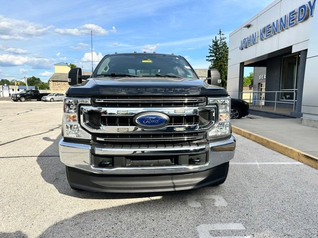 Certified 2022 Ford F350 XL w/ STX Appearance Package AWD/4WD image 4