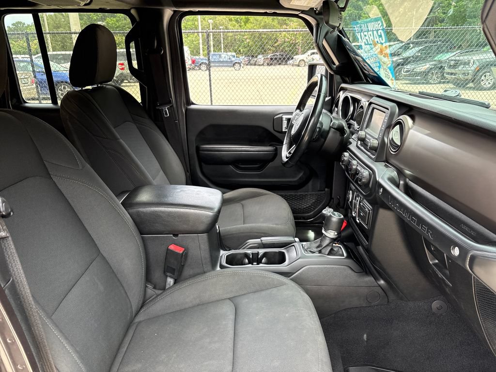 Used 2020 Jeep Wrangler Unlimited Sport AWD/4WD image 29