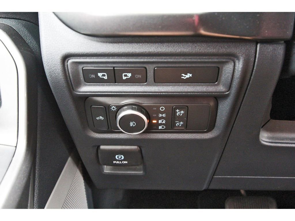 Certified 2022 Ford F150 XLT w/ Equipment Group 302A High image 19