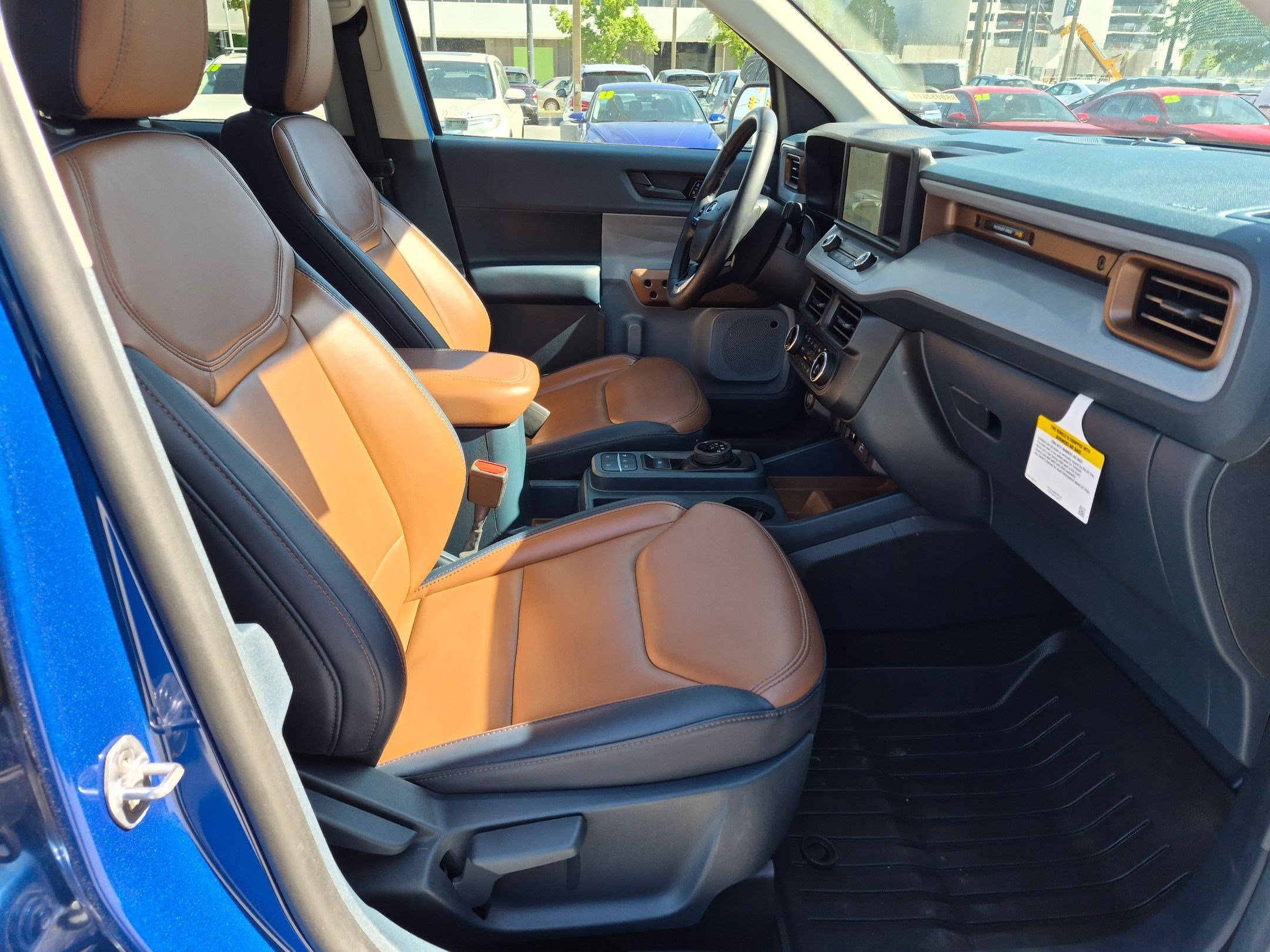 Certified 2024 Ford Maverick Lariat w/ FX4 Off-Road Package AWD/4WD image 34