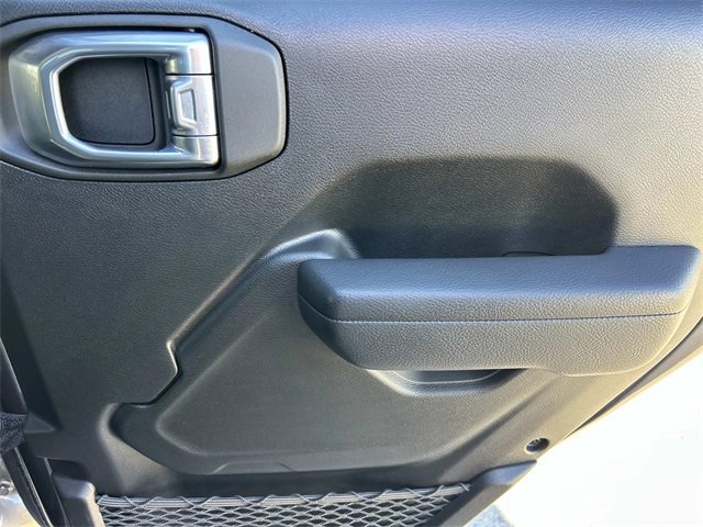 Used 2024 Jeep Gladiator Sport image 22