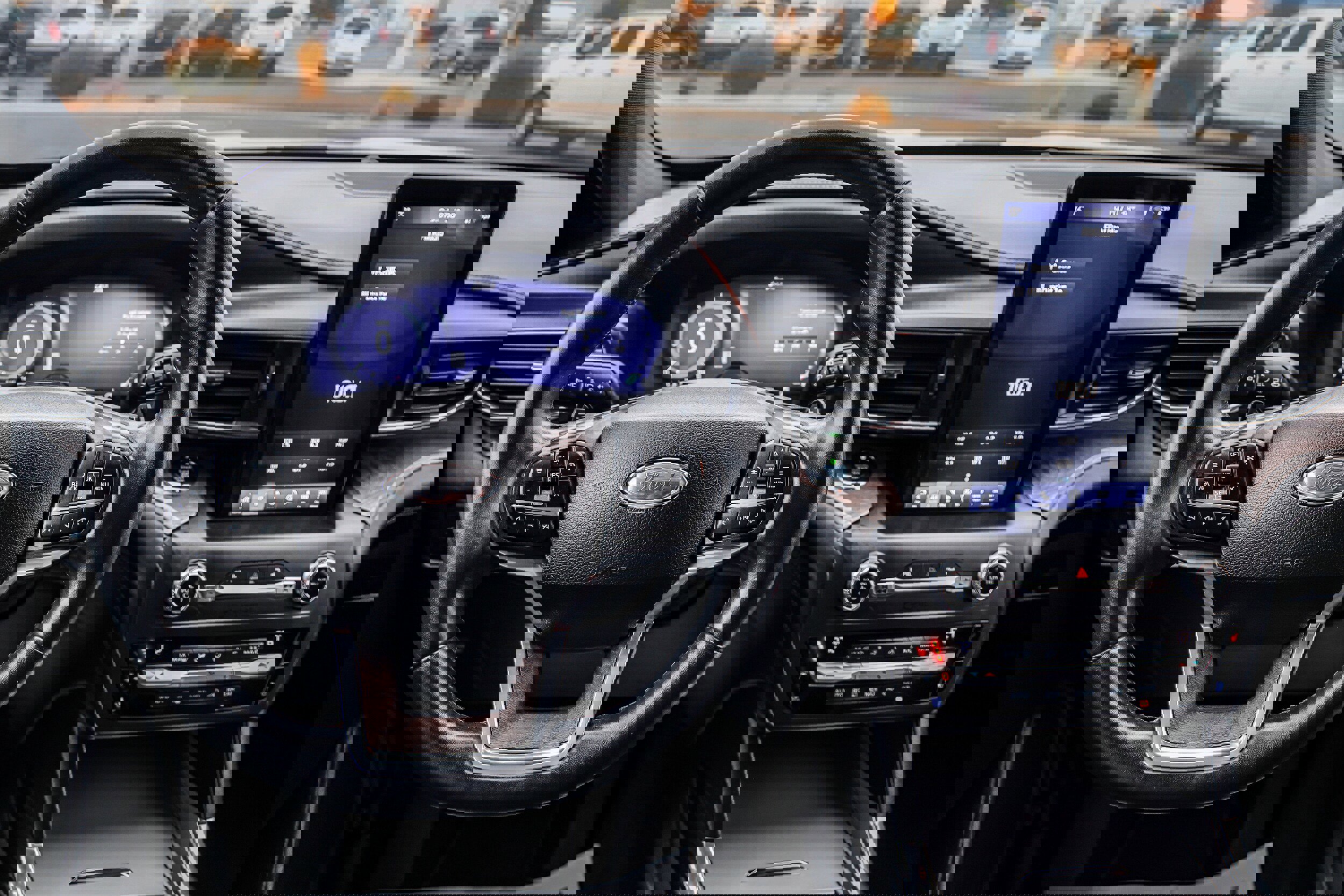 Certified 2020 Ford Explorer Platinum w/ Premium Technology Package image 15