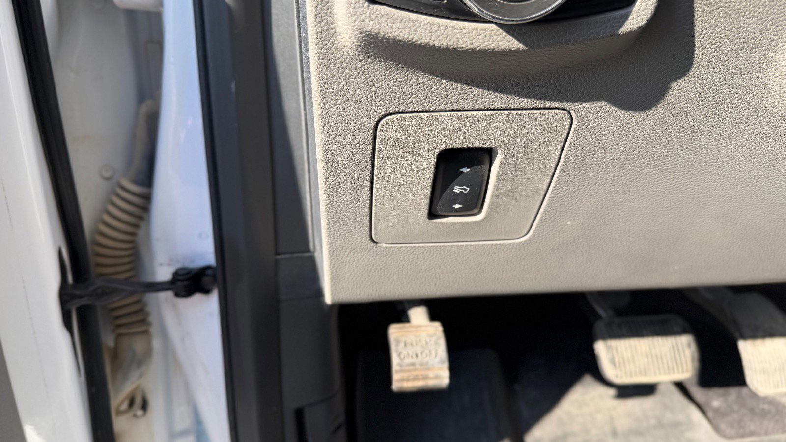 Certified 2017 Ford F150 XLT w/ Equipment Group 302A Luxury image 27