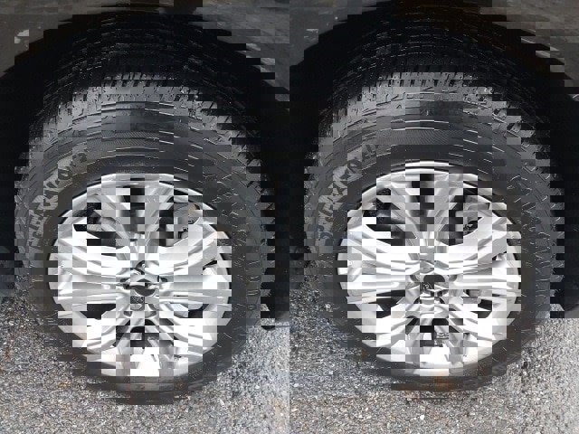 Certified 2024 Ford Edge Titanium image 11