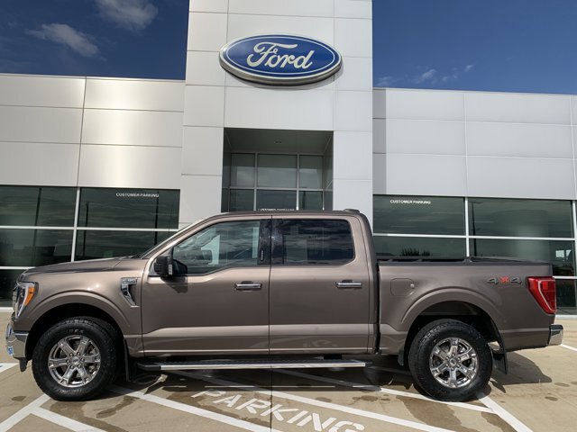 Certified 2022 Ford F150 XLT w/ Equipment Group 302A High AWD/4WD image 4