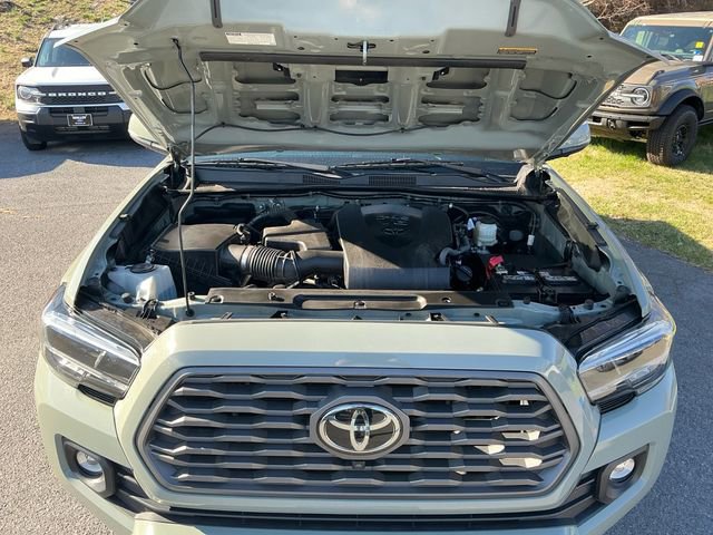 Used 2022 Toyota Tacoma TRD Sport w/ TRD Premium Sport Package image 20
