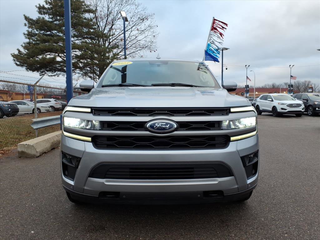 Certified 2023 Ford Expedition Max XLT image 2