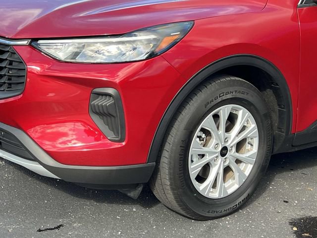 Certified 2023 Ford Escape Active AWD/4WD image 8