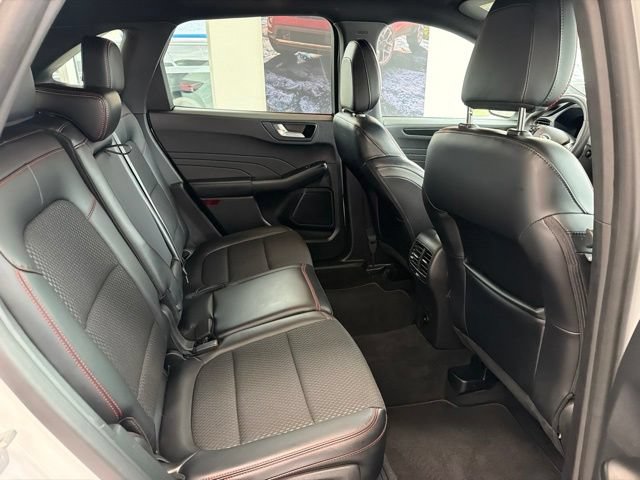 Certified 2023 Ford Escape ST-Line w/ Tech Pack #1 AWD/4WD image 9