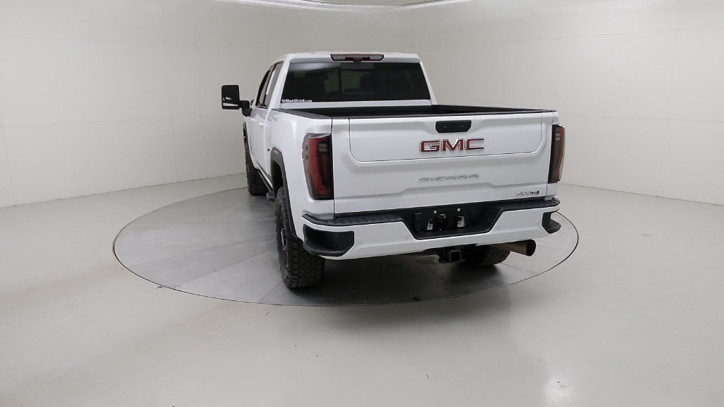 Used 2024 GMC Sierra 3500 AT4 w/ AT4 Premium Plus Package AWD/4WD image 16