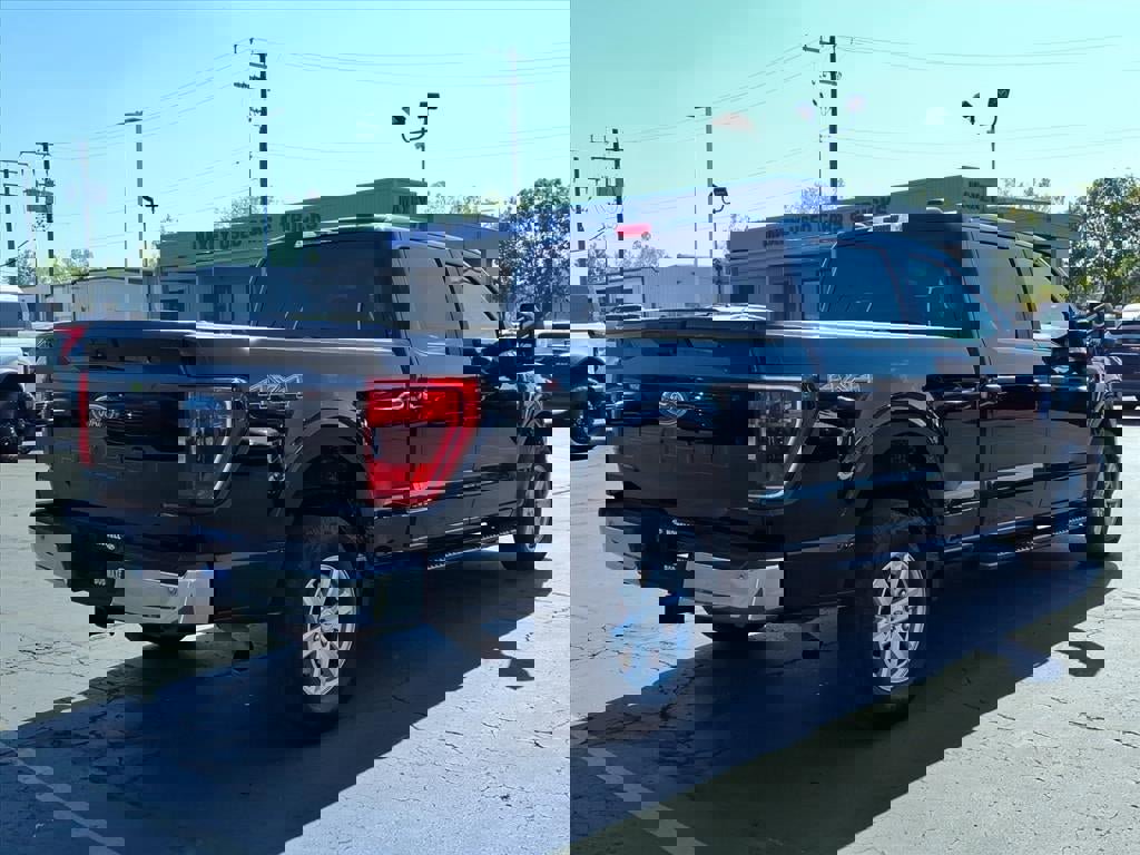 Certified 2023 Ford F150 XLT w/ Trailer Tow Package image 4