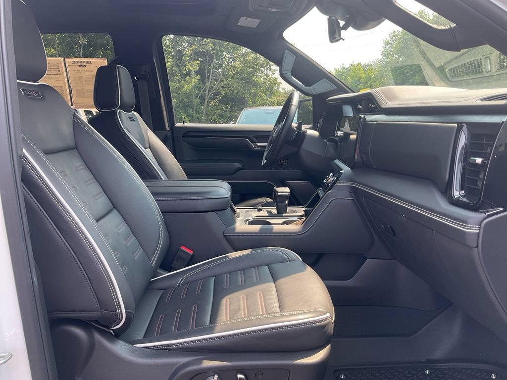 Used 2025 GMC Sierra 1500 AT4X AWD/4WD image 12