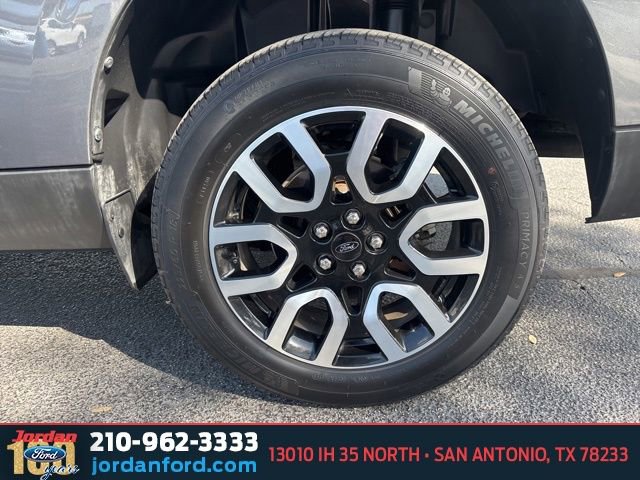 Certified 2023 Ford Maverick Lariat w/ Lariat Luxury Package FWD image 5