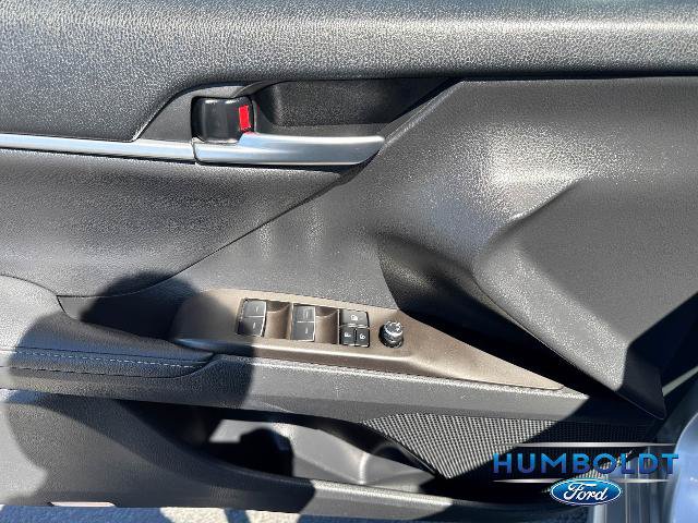Used 2023 Toyota Camry XSE FWD image 12