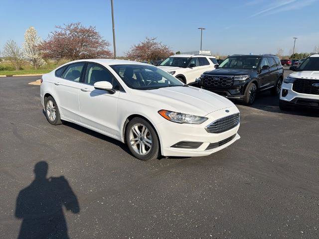 Certified 2018 Ford Fusion SE w/ Fusion SE Technology Package FWD image 1