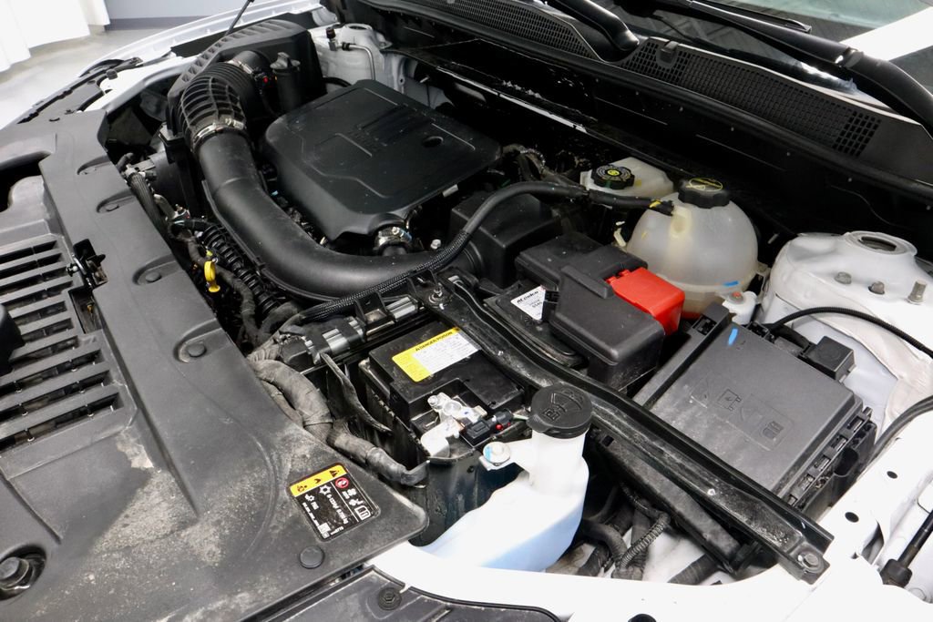 Used 2025 Chevrolet Blazer LT image 16