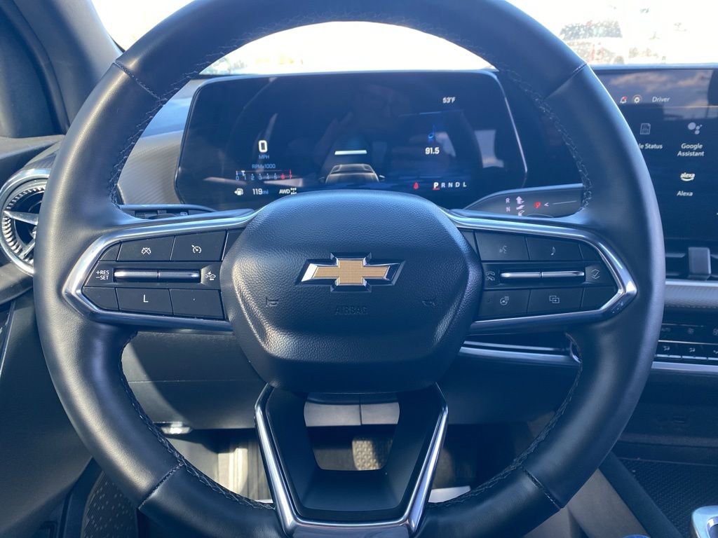 Used 2025 Chevrolet Equinox LT w/ Convenience Package II image 27