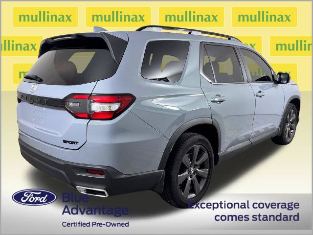 Used 2023 Honda Pilot Sport image 4