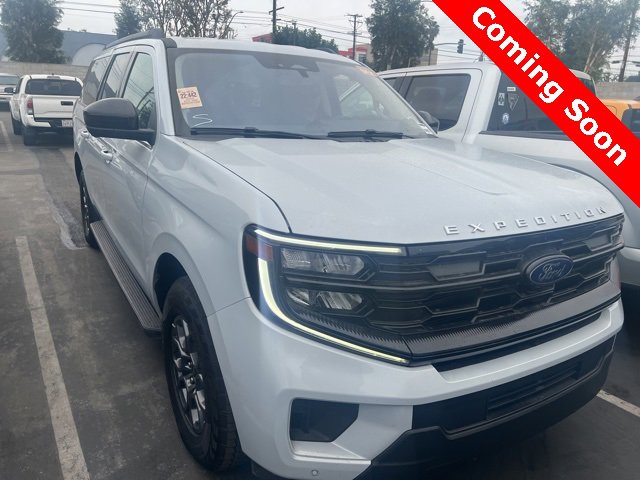 Certified 2025 Ford Expedition Max Active image 2