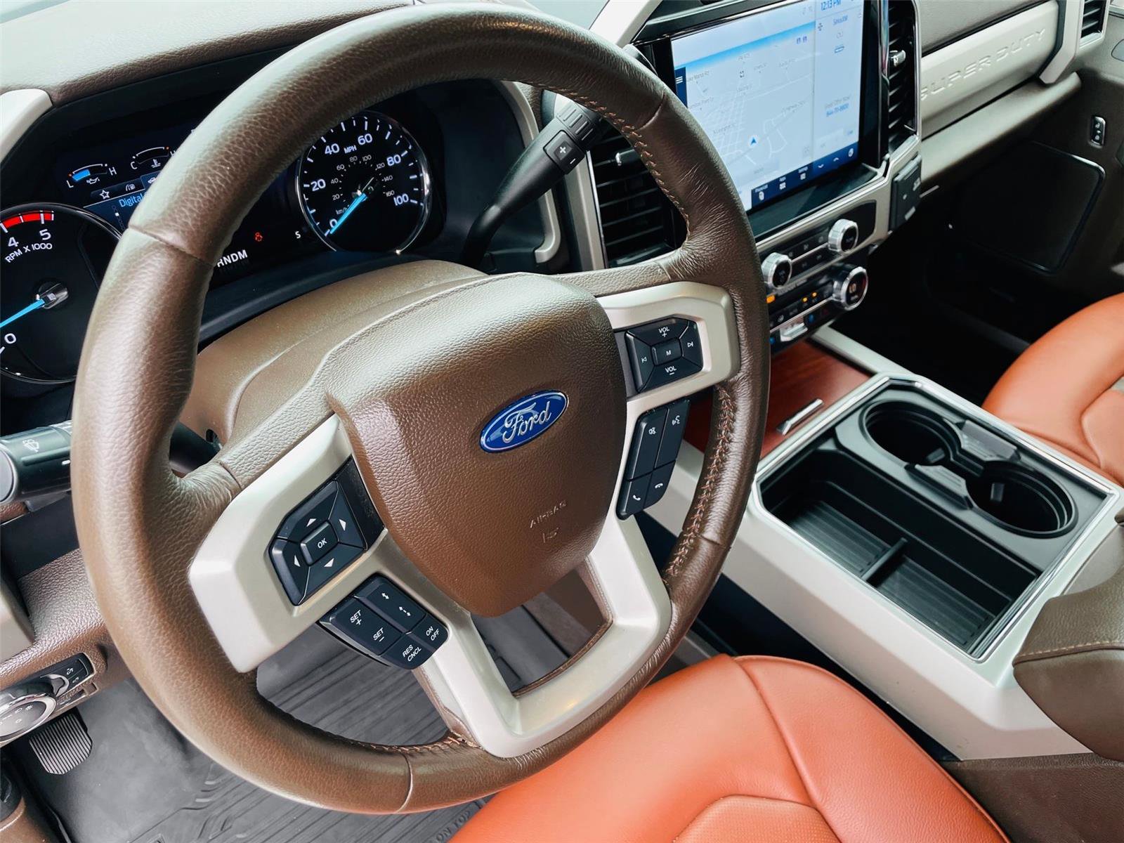 Certified 2022 Ford F350 King Ranch w/ King Ranch Ultimate Package AWD/4WD image 9
