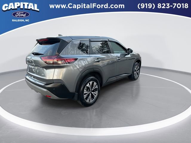 Used 2023 Nissan Rogue SV image 6