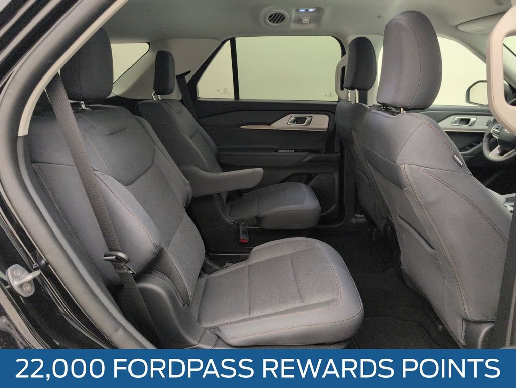 Certified 2025 Ford Explorer Active RWD image 16