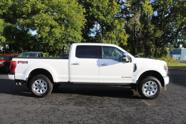 Certified 2021 Ford F250 Platinum w/ FX4 Off-Road Package AWD/4WD image 8