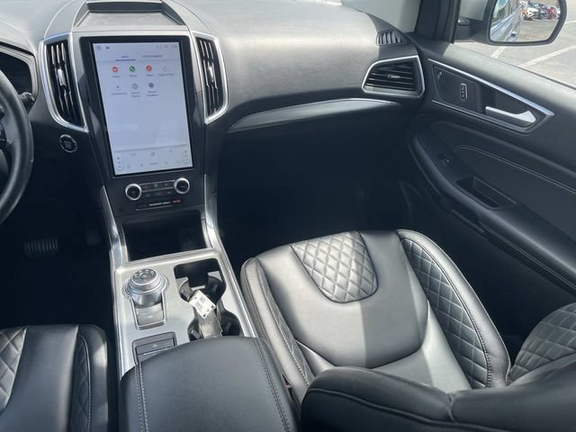 Certified 2024 Ford Edge Titanium AWD/4WD image 18