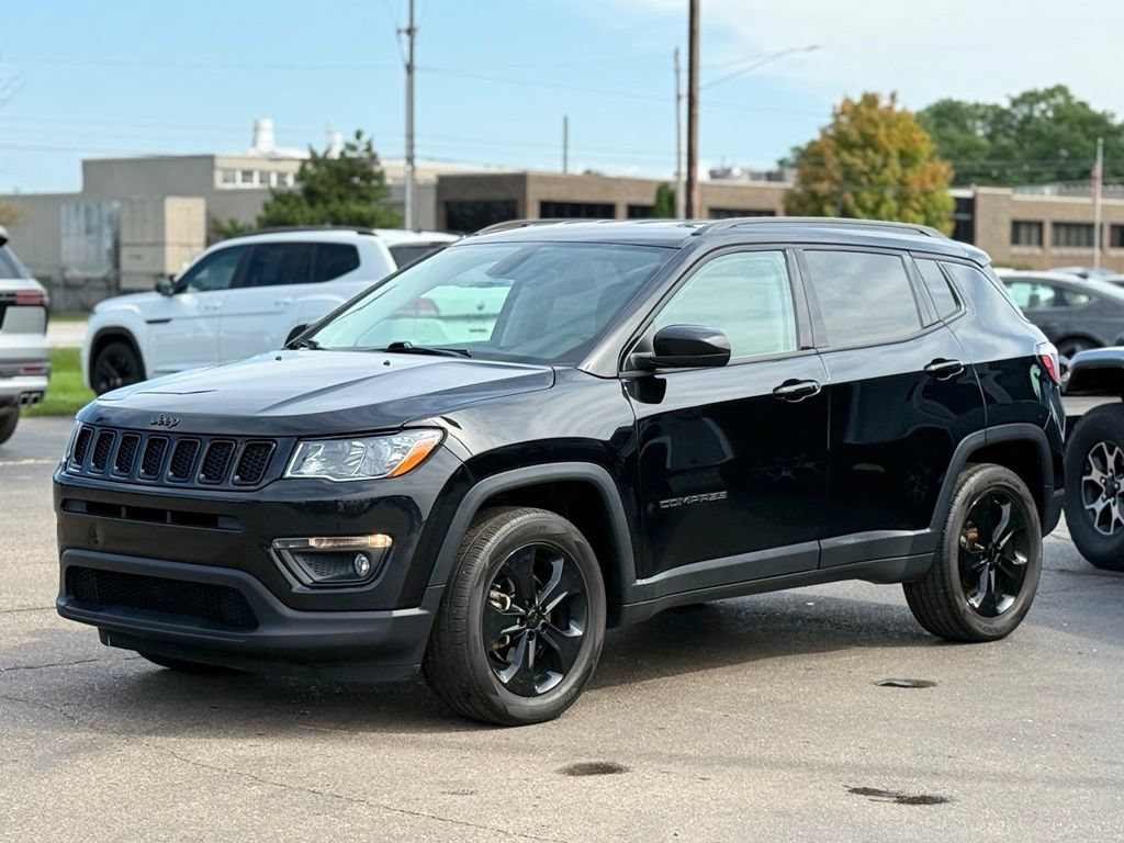 Used 2018 Jeep Compass Latitude AWD/4WD image 37