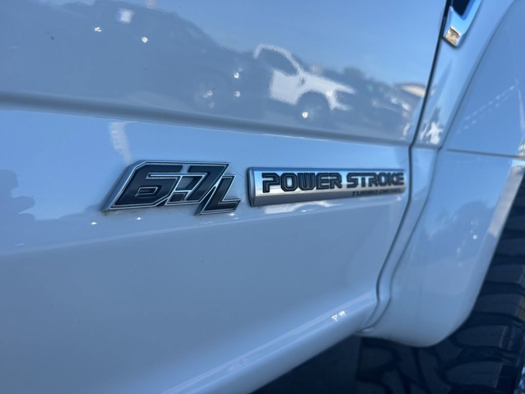 Certified 2022 Ford F450 Platinum w/ FX4 Off-Road Package image 24