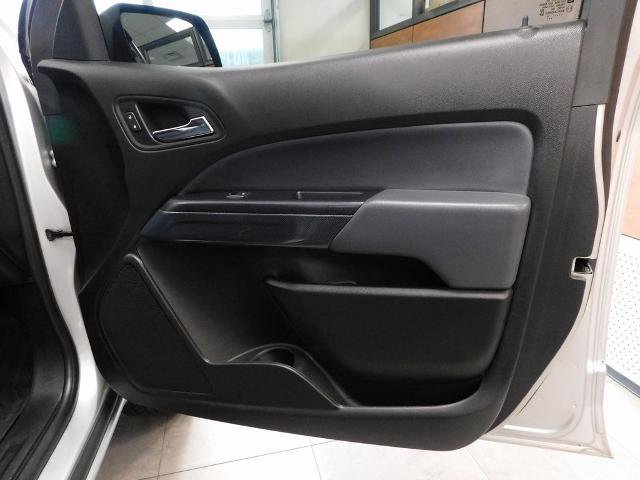 Used 2020 Chevrolet Colorado Z71 image 36
