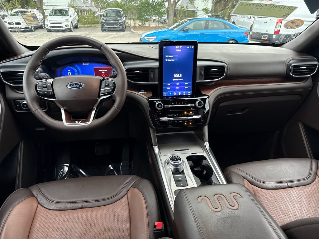 Certified 2023 Ford Explorer King Ranch w/ Technology Package RWD image 6