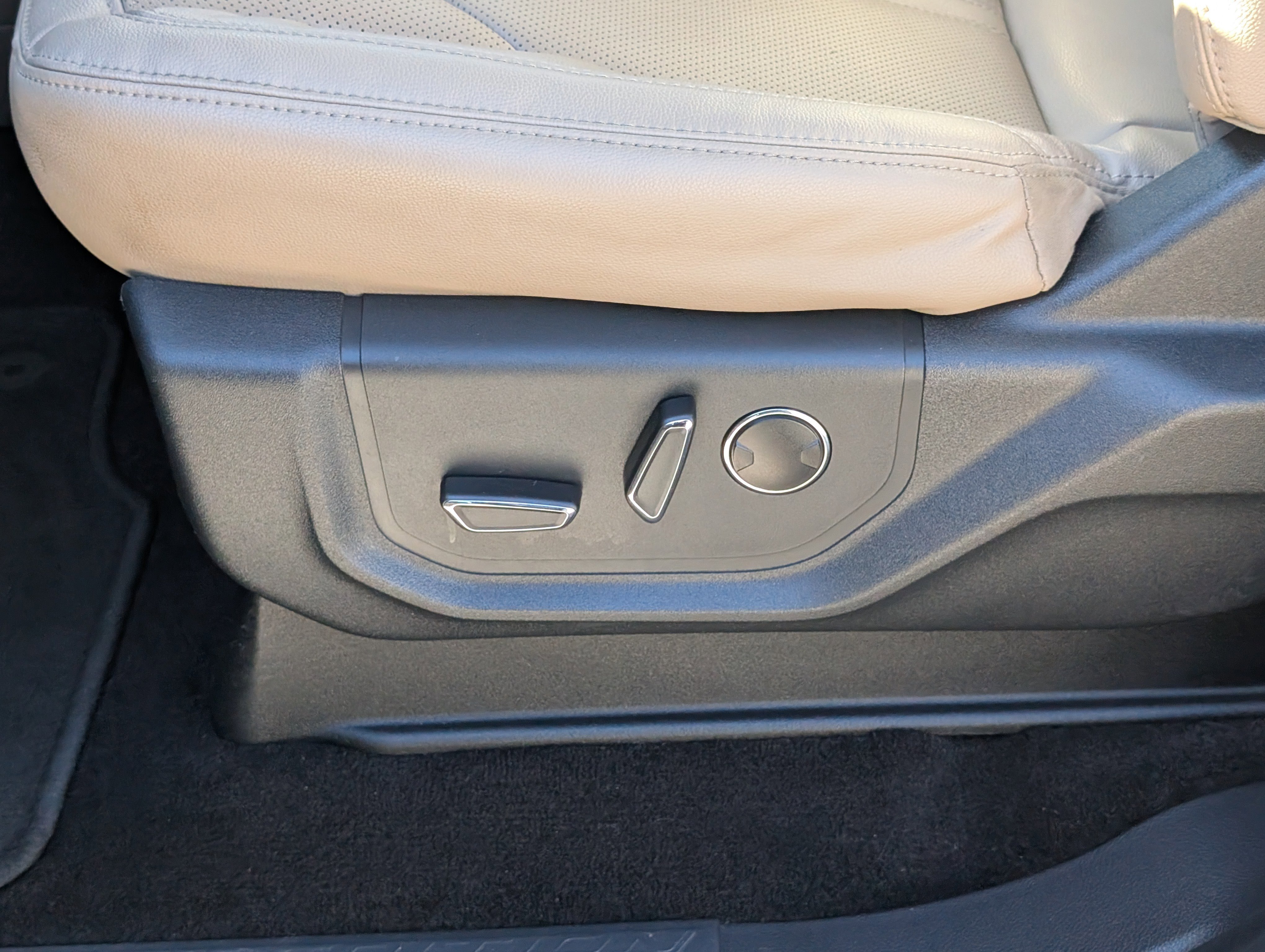 Certified 2022 Ford Expedition Max Limited image 26