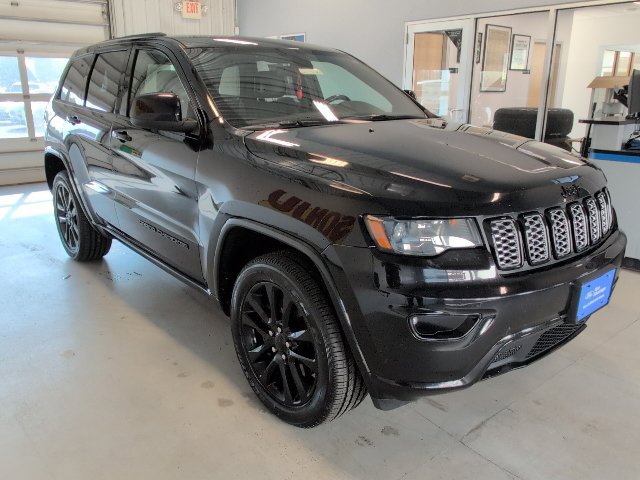 Used 2021 Jeep Grand Cherokee Laredo X AWD/4WD image 7