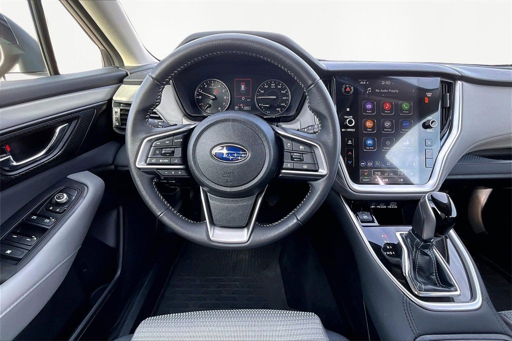 Used 2025 Subaru Outback Premium w/ Popular Package #1A image 5