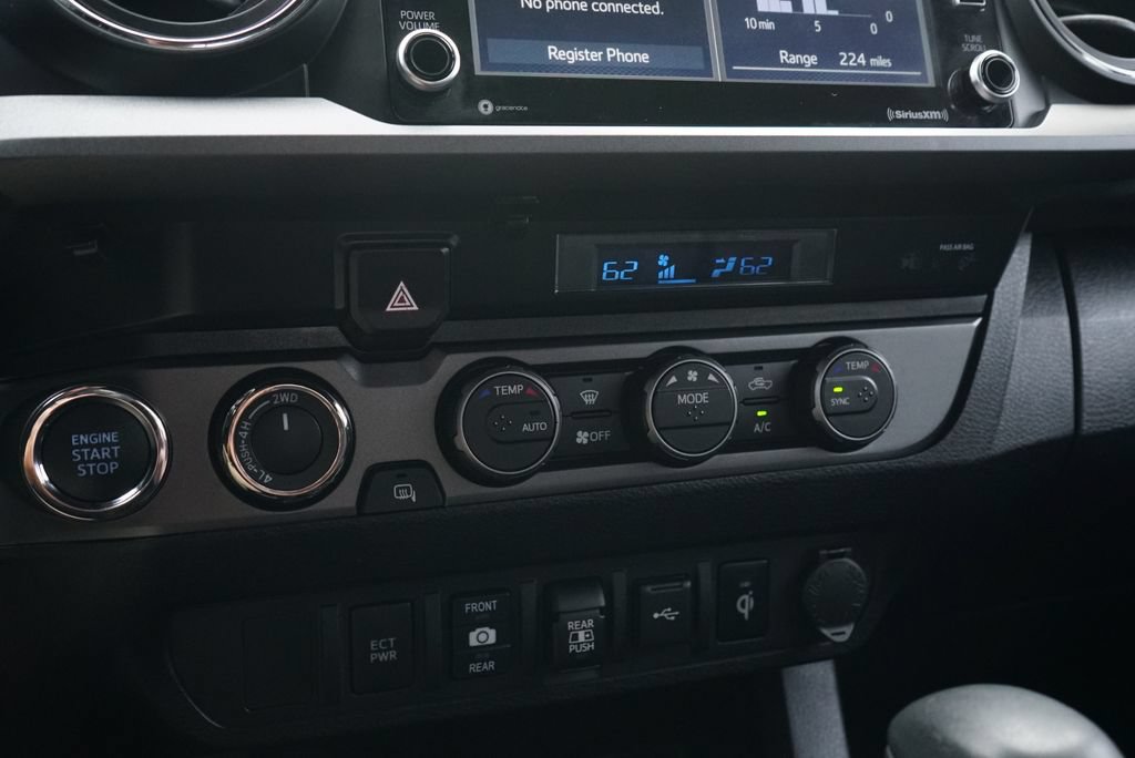 Used 2021 Toyota Tacoma TRD Off-Road AWD/4WD image 18