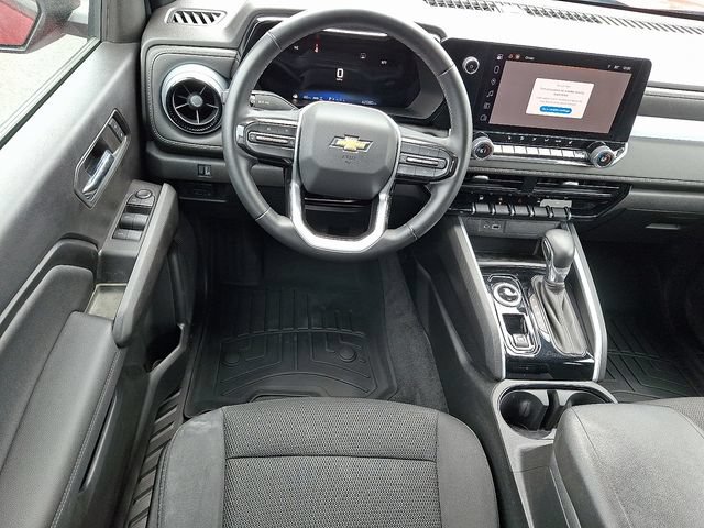 Used 2023 Chevrolet Colorado LT w/ LT Convenience Package II AWD/4WD image 11