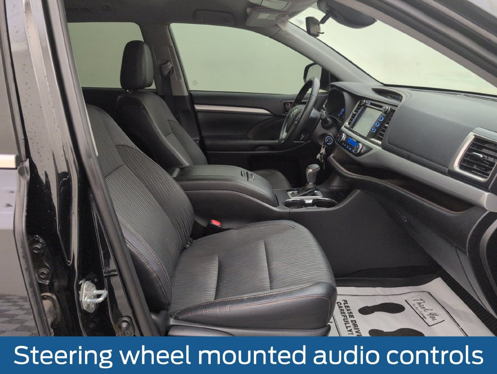 Used 2019 Toyota Highlander Plus FWD image 15