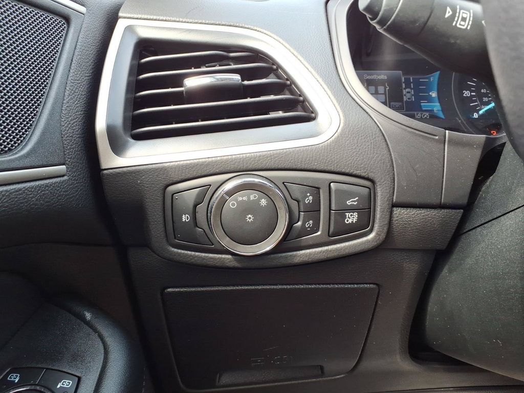 Certified 2024 Ford Edge SEL w/ Convenience Package AWD/4WD image 14