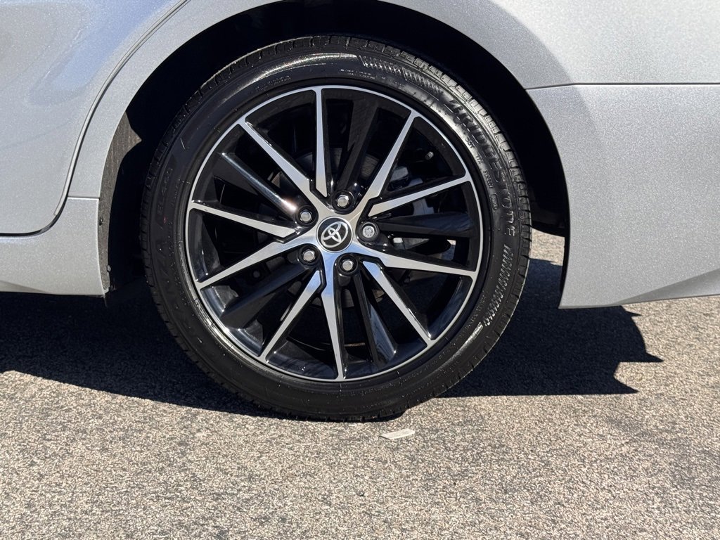 Used 2024 Toyota Camry SE image 14